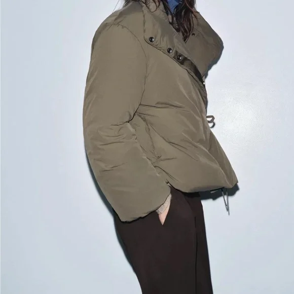 New Zara Short puffer anorak with ties in khaki-large - Picture 2 of 7